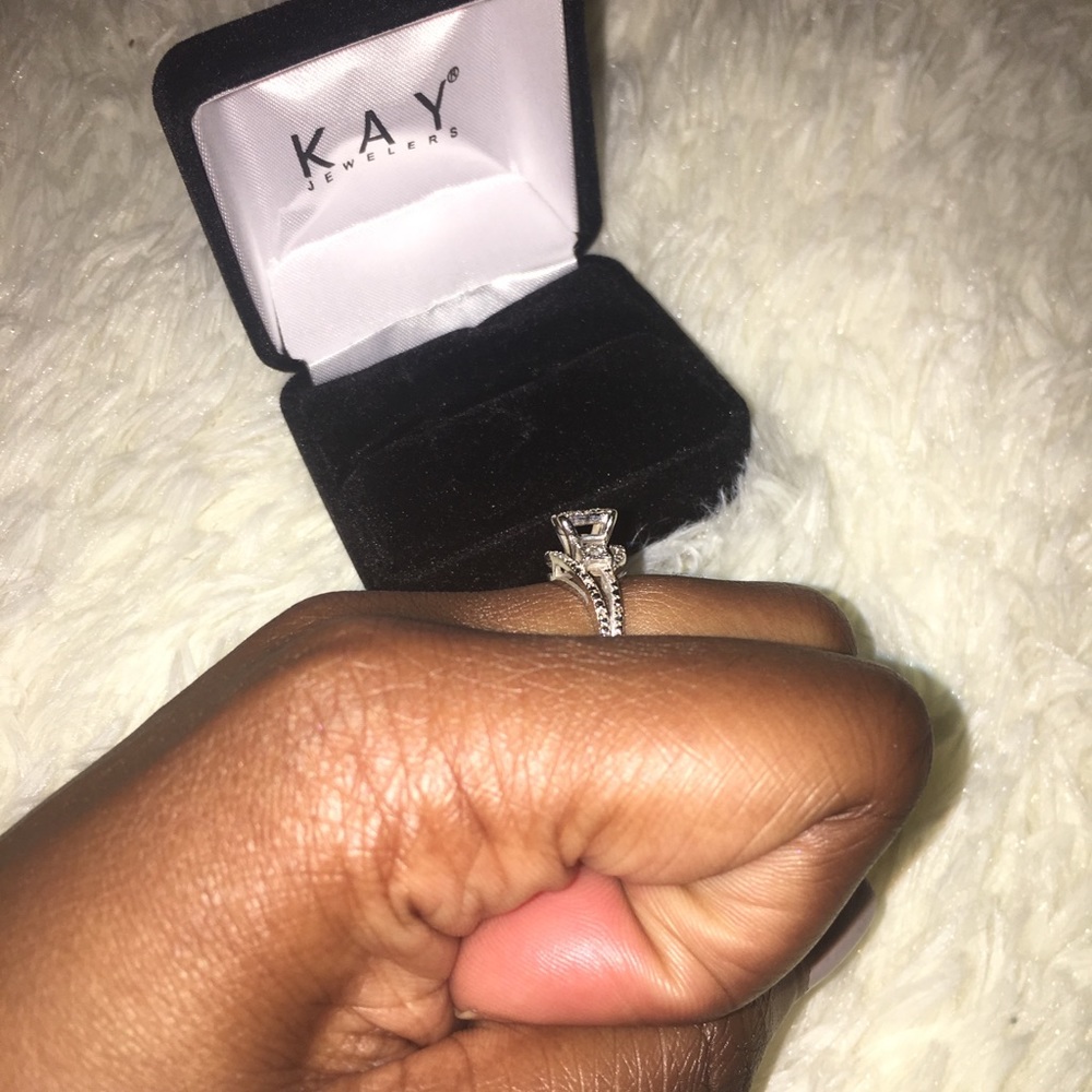 Diamond ring